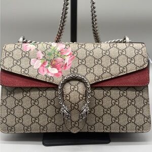 Gucci Dionysus Blooms GG Supreme Floral Small Shoulder Bag Tiger Head
